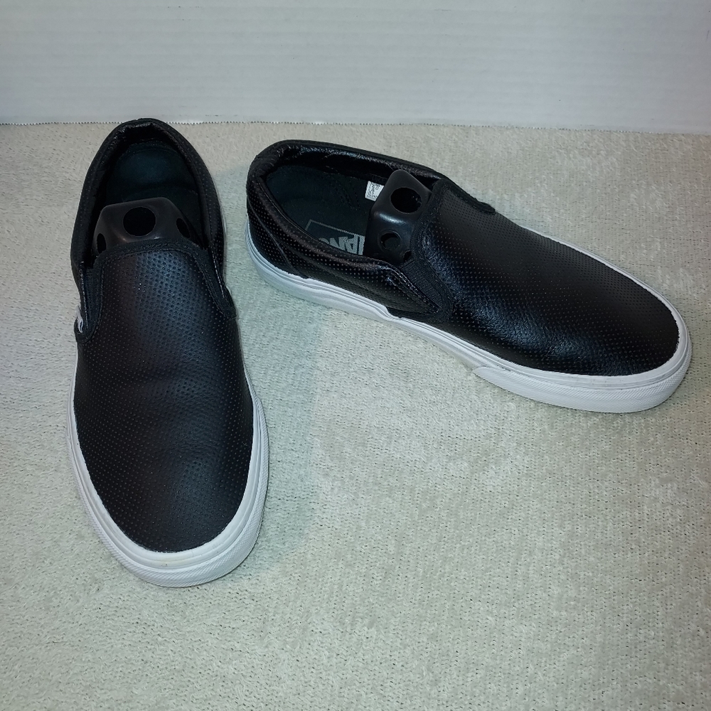 VANS ASHER PERFORATED LEATHER SLIP-ON SNEAKER SZ 7.5